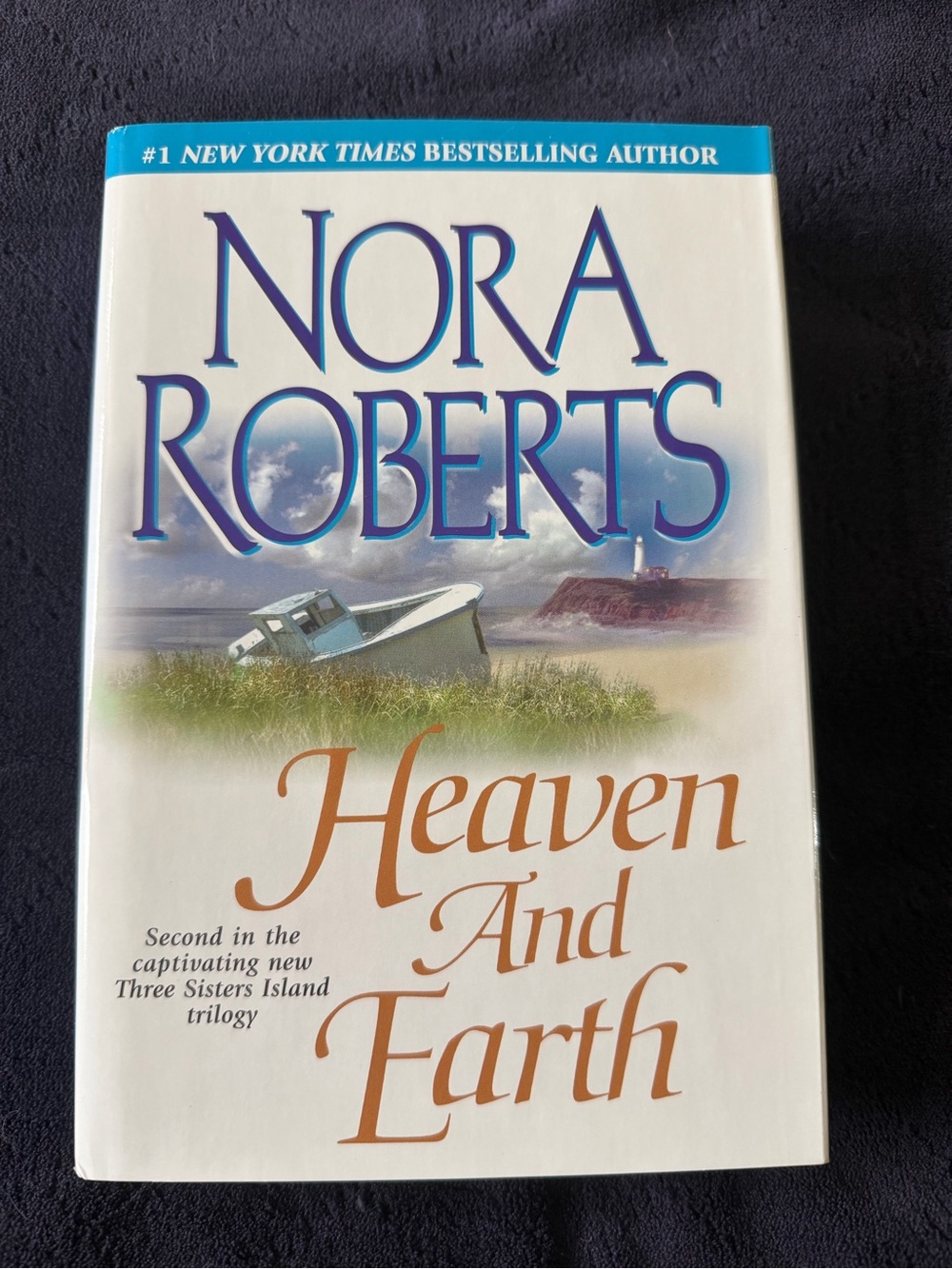 3/$20 Nora Roberts - Heaven and Earth